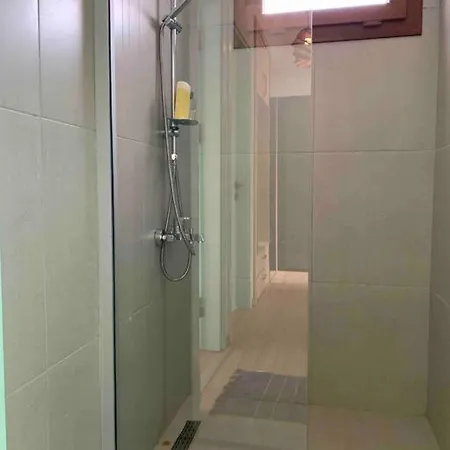 Denize 100 Metre Yakinlikta Plaj Evi *